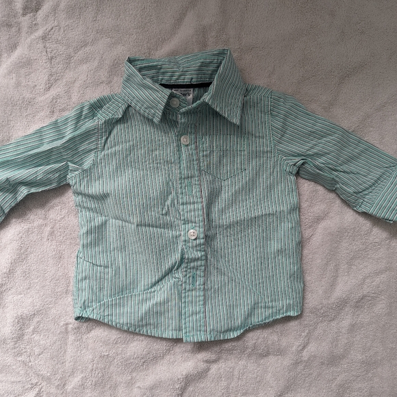 5 pk of 3 month baby boy clothes. Gap & Carter's. EUCm  Dress shirt - Picture 6 of 9